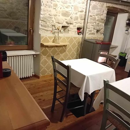 La Casa Torre Hotel Pignone Luaran gambar