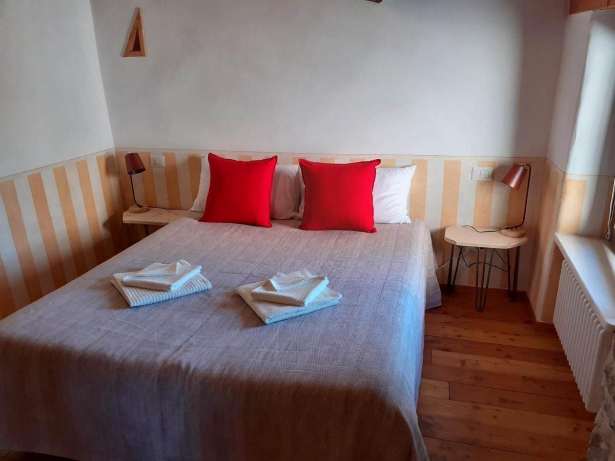 La Casa Torre Hotel Pignone Luaran gambar